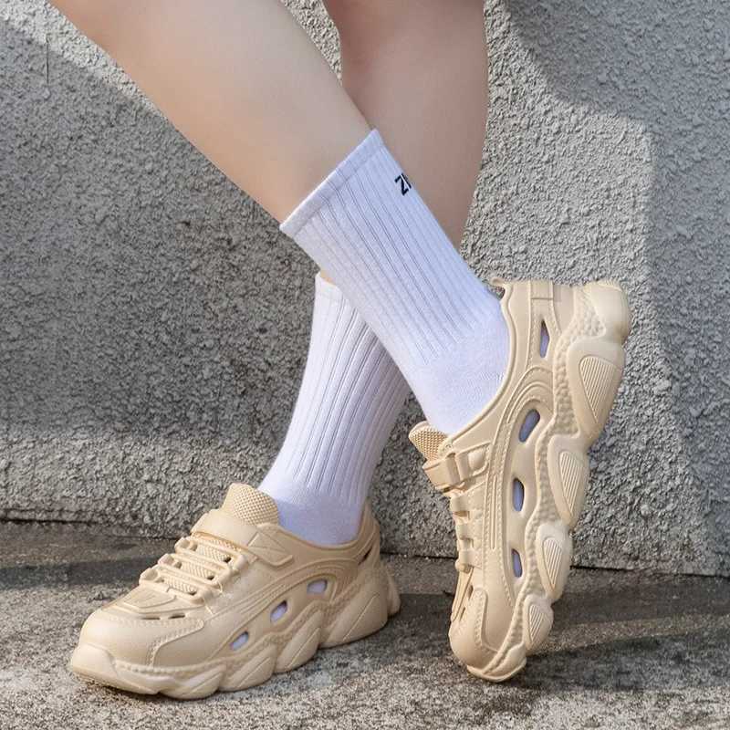 New Arrival Mens Trendy Eva Sandals Summer Man Outdoor Wear Thick Bottom Non-slip Breathable Cool Shoes Beach Shoes Men Fishing Waterproof T250220