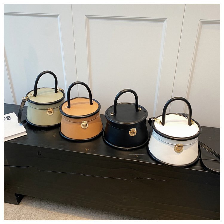 Free shipping 2025 designer Shoulder Bags For womans handbag simple fashion women Latch crossbody Bag Leisure bucket bag