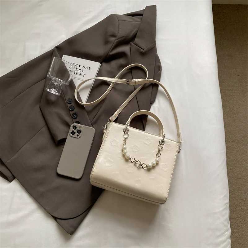 Womens Bag 2024 New French Fairy Style Handbag Fashionable Pearl Beaded Small Print One Shoulder Crossbody Bag Trend Y250220
