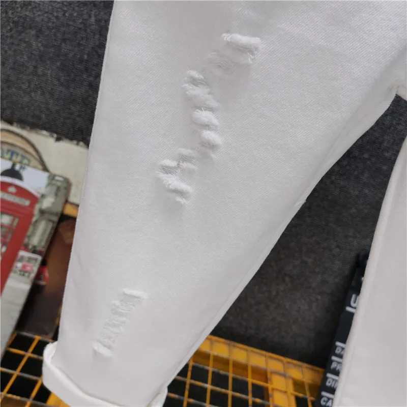 2022 New Boys Jeans Edition White Broken Caverns Cowboy Trousers Jeans kids Baby boy Jeans Childrens Denim Streetwear Z250220