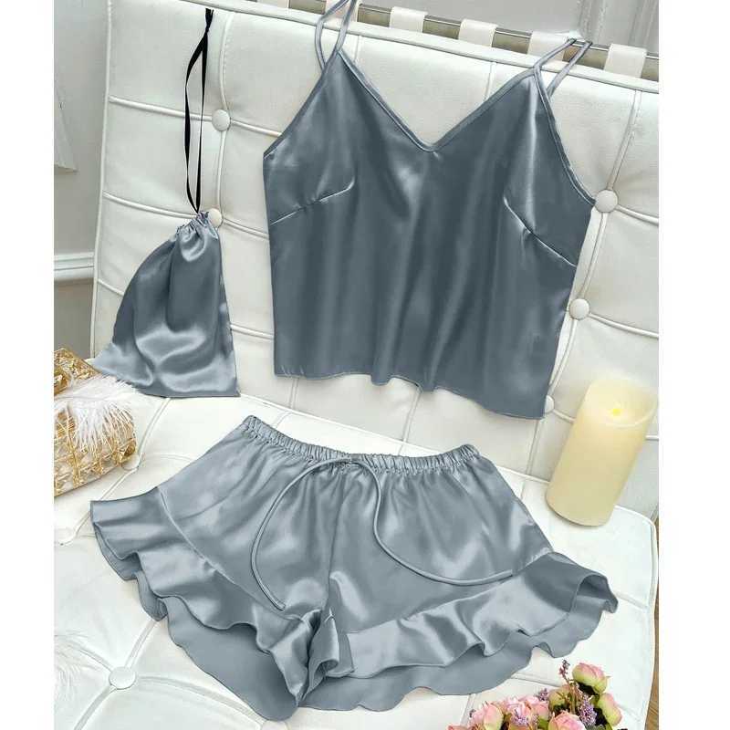 Fashion Sexy Underwear Set Womens 2 Pieces Spwear Pyjamas Silk Satin Bellyband Cami Top and Shorts Pajamas for Women PijamasXJ250220