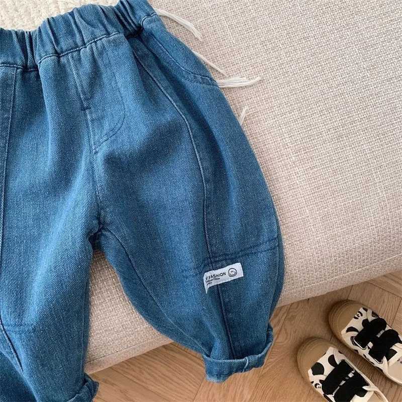 New Spring Autumn Baby Boy Denim Pants Cotton Stickers Baby Boy Jeans Loose Elastic Waist Little Boys Trousers Z250220