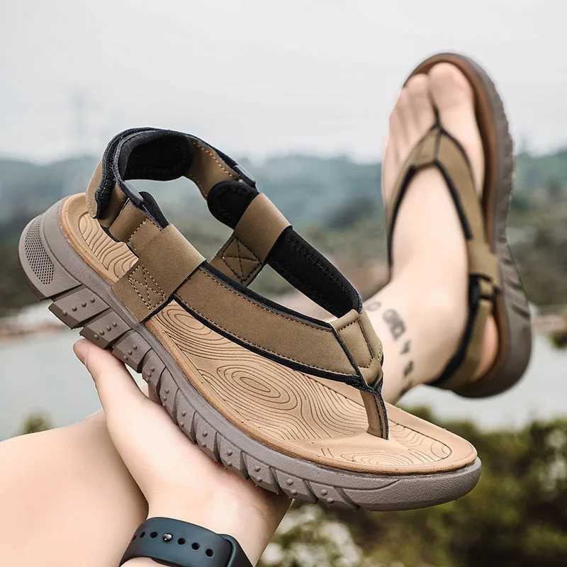 New Arrival Summer Mens Casual Beach Sandals Fashion Men Waterproof Shoes for Man Hard-Wearing Flip Flop Concise Mens Non-Slip Sports Slide T250220