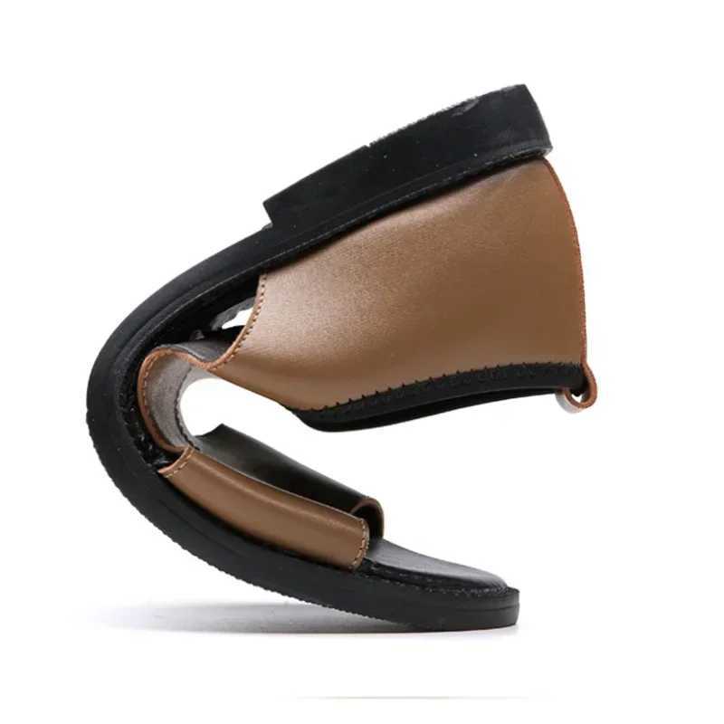 New Arrival Man Sandals Designer FAshion Leather Casual for Men Summer Comfortable Beach Slippers Outdoor Non-slip Men Sandals T250220