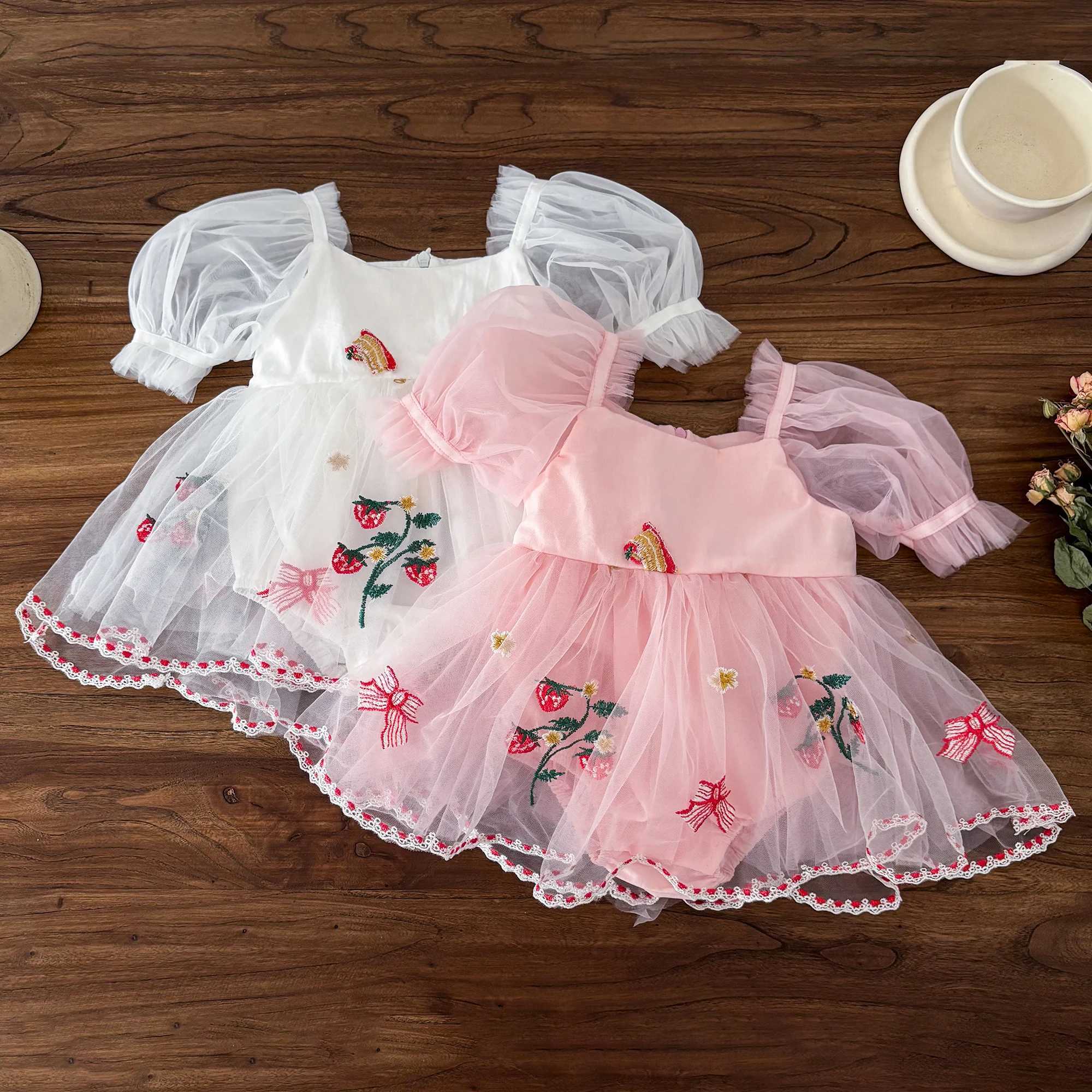 2025 Summer Baby Puff Sleeve Sweet Cute Princess dress Baby Girl Big Bow Strawberry Embroidered Mesh Wrap Skirt for Going Out Pa X250220