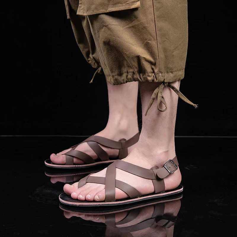 New Arrival Summer Mens Fashion Roman Leather Sandals Belt Design Open toe Sandals Mens Simple Casual Flat Shoes Breathable Sandals T250220