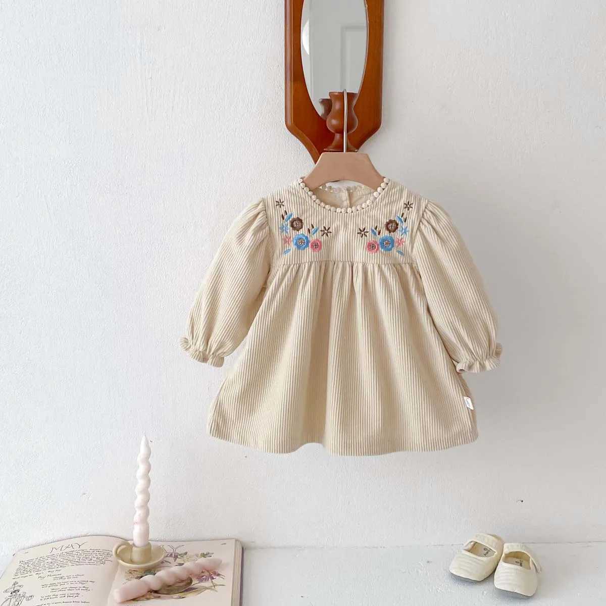 Spring autumn baby princess dress Corduroy baby girl long sleeved embroidered dress baby clothing 0-3y X250220