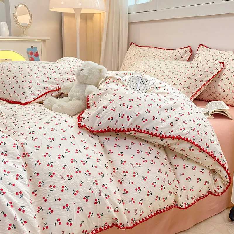 MissDeer INS Girls Cherry Bedding Set Soft Washed Cotton Bed Sheet Queen King Size Simple Quilt Cover Pillowcase Bed LinensXJ250220