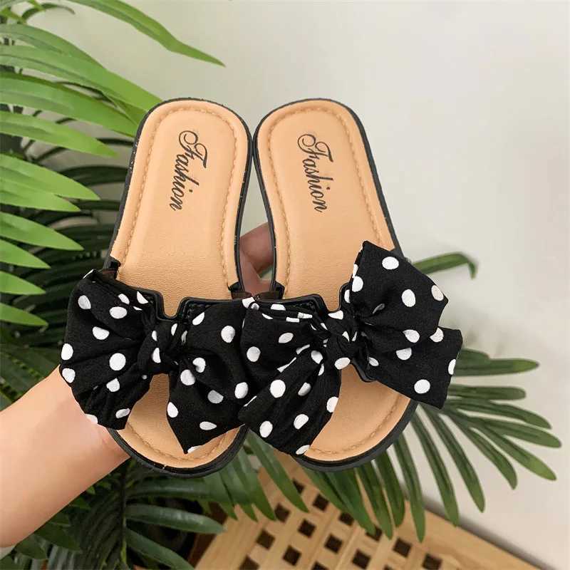 Summer Girls Sandals and Slippers Fashion Outdoor Wear Non-slip Cute Baby Girl Soft-soled Slippers Childrens SlippersXJ250221