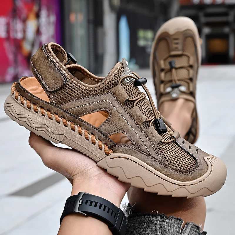 New Arrival New Mens Sandals Summer Breathable Mesh Sandals Men Outdoor Casual Lightweight Beach Sandals Fashion Men Shoes Large Size 38-46 T250220