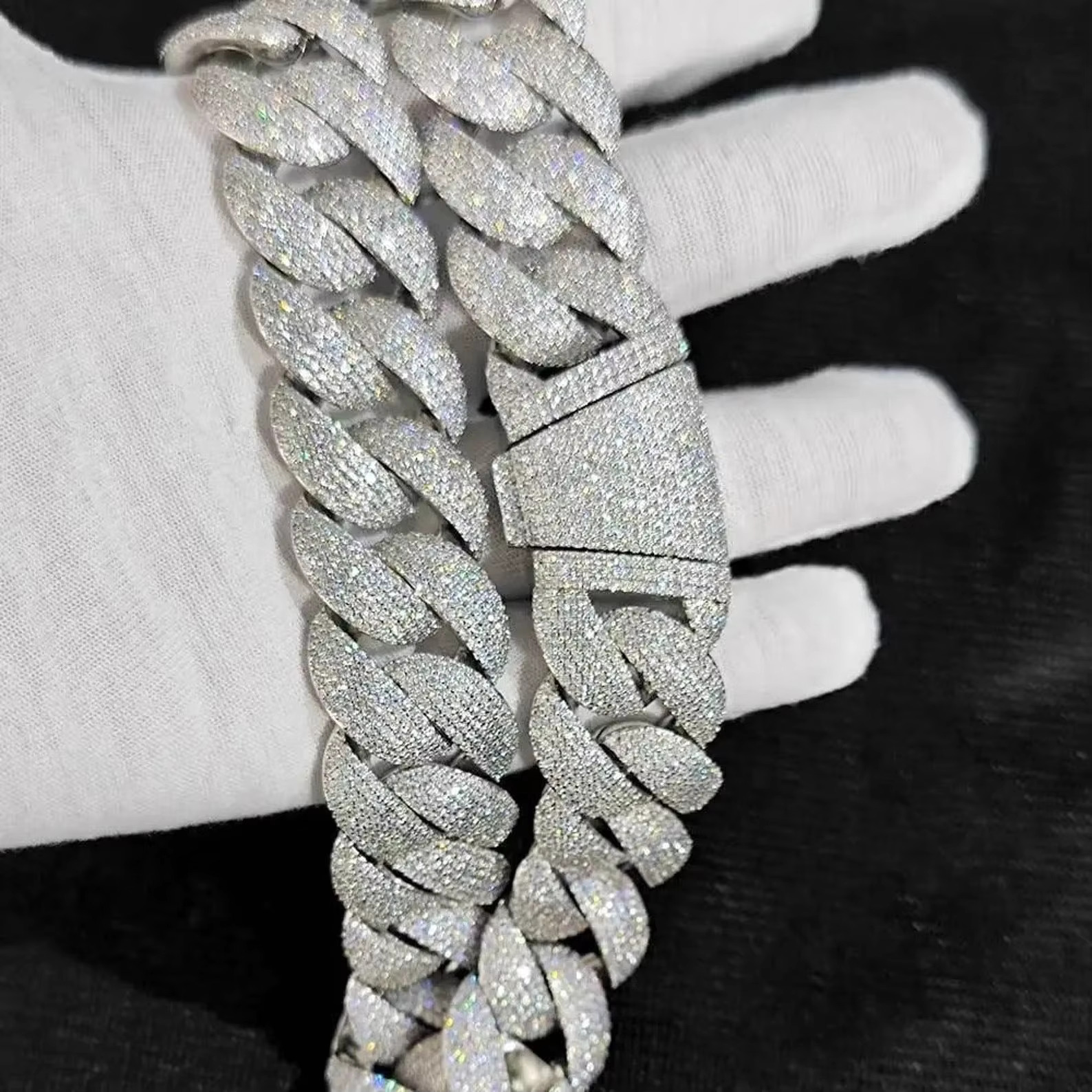 Hip hop chilled jewelry circular Moissanite necklace, Miami singing bracelet 14k white gold finish pointed phone chain