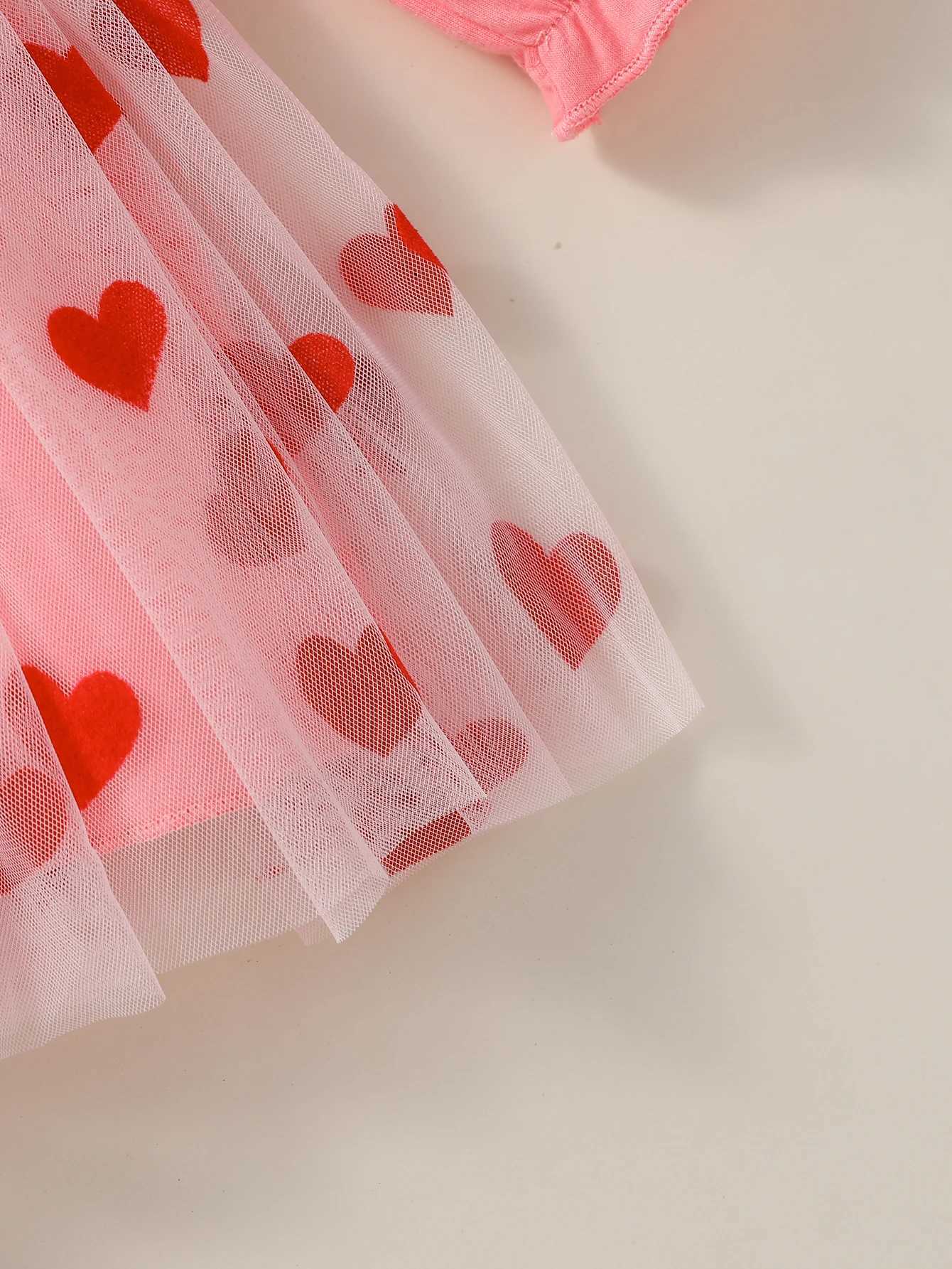 2024 New Baby Girls Spring Autumn Pink Long Sleeve Print Heart Letter Princess Vacation Outdoor Dress+Headband X250220