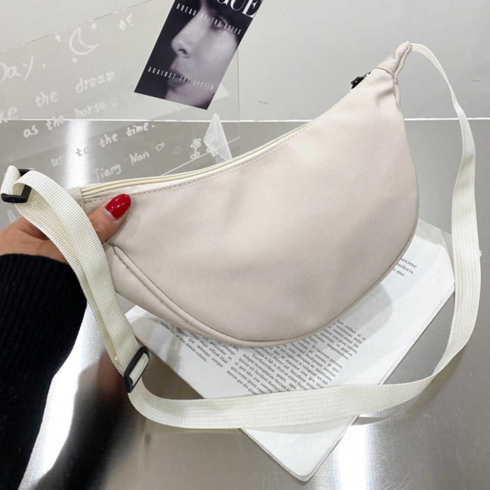 Dumpling Bag Crossbody Bag Female Student Style Nylon Shoulder Bag Female Instagram Style Versatile Lightweight Female Minimalist Armpit Bag Female 24