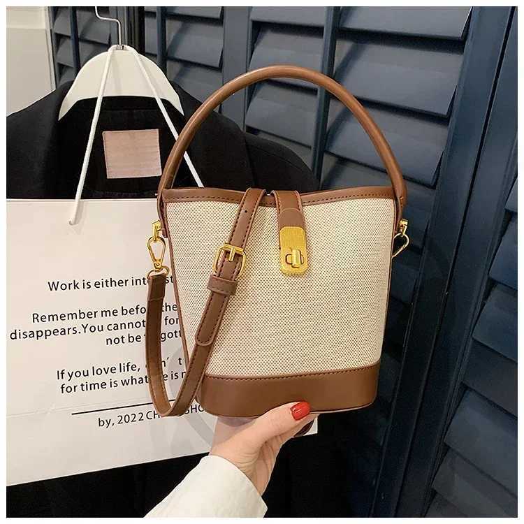 Canvas Bucket Bag Advanced Sense Large Capaci Three-dimensional Single Shoder Crossbody Temperament Niche Handbag Z250318