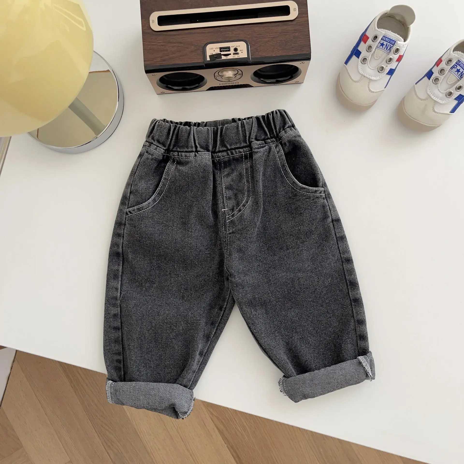 Childrens Solid Jeans 0-5y Baby Autumn Childrens Boys Simple Soft Casual Pants Girls Baby Pockets Loose Fashion Trouser Baby Dungari Z250220