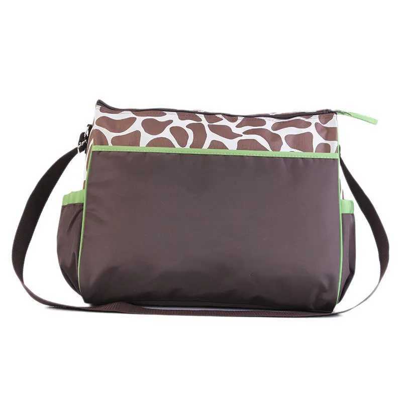 New printed single shoulder mother bag large capacity multifunctional slimming urine bag X250220
