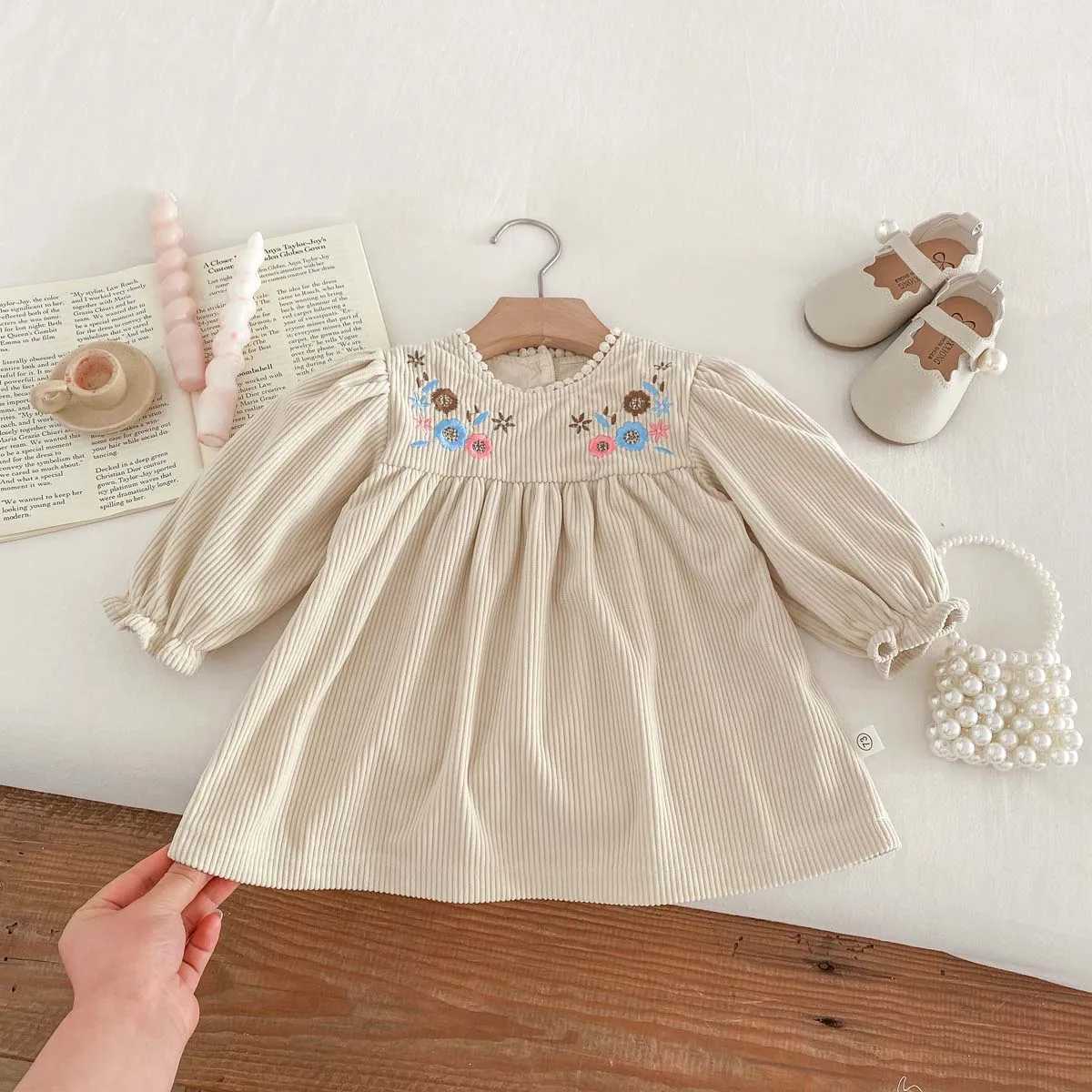 Spring autumn baby princess dress Corduroy baby girl long sleeved embroidered dress baby clothing 0-3y X250220