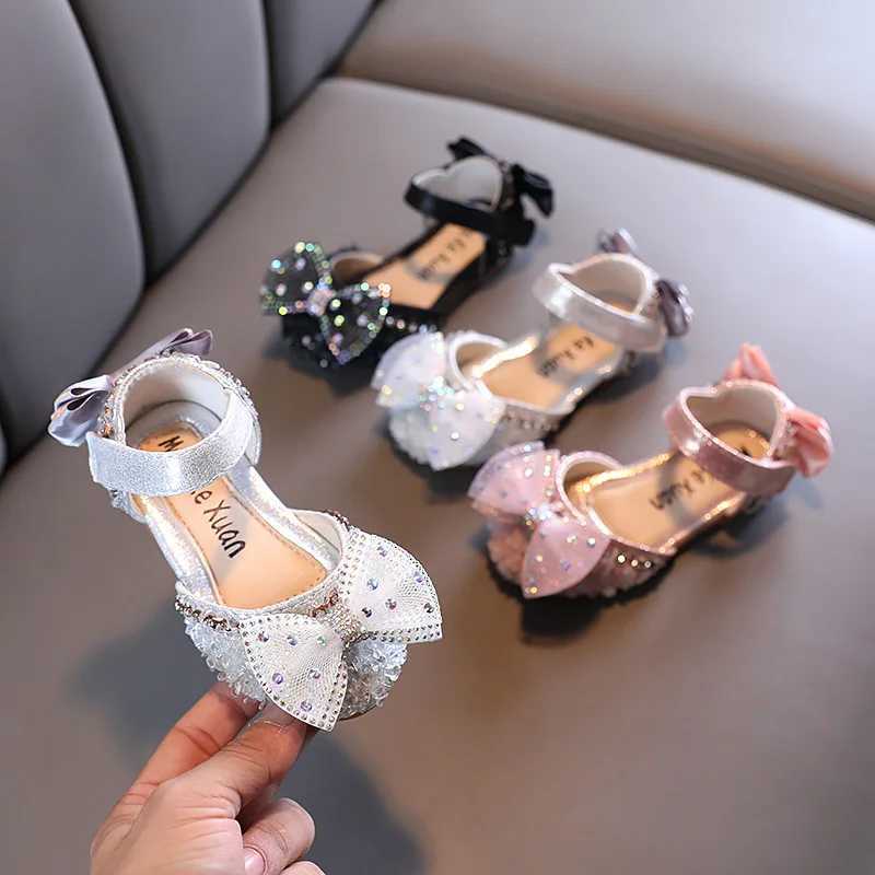 New Fashion Girls Princess Shoes Summer Kids Bow Rhinestone Sandals Childrens For Wedding Performance Sandals G508XJ250221