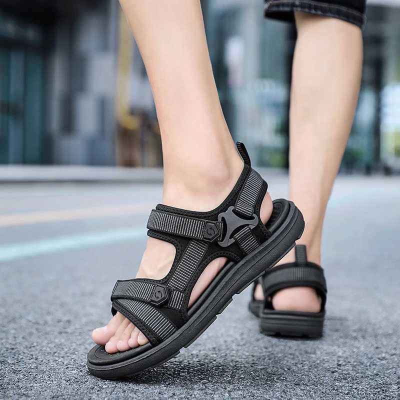 New Arrival Outdoor Fashion Men Sandals Summer Men Shoes Casual Shoes Breathable Beach Sandals Mens Shoes Plus Size T250220
