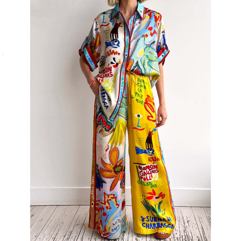 Women Tracksuits Two Pieces Set Designer 2025 New Fashionable Personalized Printed Short Sleeve Colored Holiday Leisure Lace Set 19 Colors
