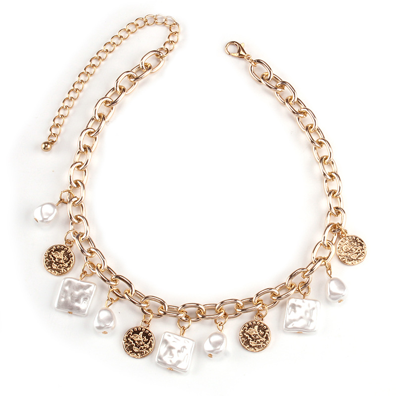 Vintage baroque faux pearl necklace women collarbone chain sweater chain ins niche design feeling