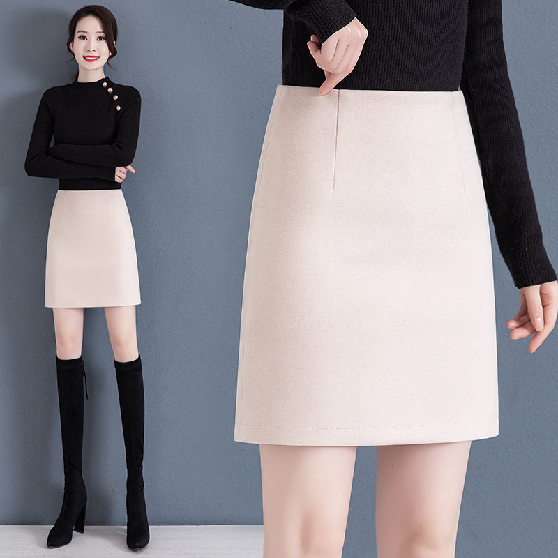 X212120 Skirt Women Winter 2024 New High Waist Slim Autumn and Winter Thickened A-line One-Step Short Skirt Hip Skirt