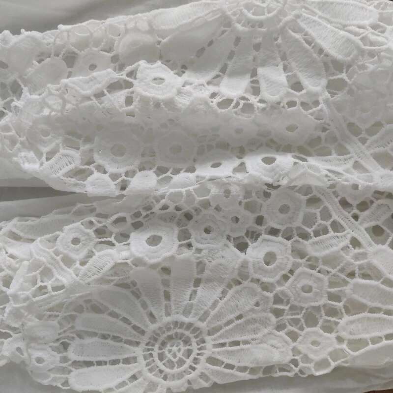 Fashion Long Sleeve Lace Blosue Hollow Out V Neck Woman Tops Casual Slim White Shirt Solid Pleated Vintage Blouses Women 24815