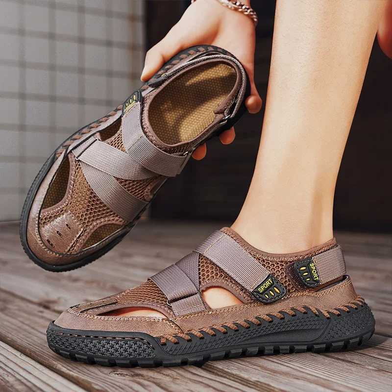 New Arrival Mens Sandals Comfortable Breathable Casual Shoes For Summer Office Outdoor Anti-Collision Large Size Hiking Shoes Slippers Men T250220