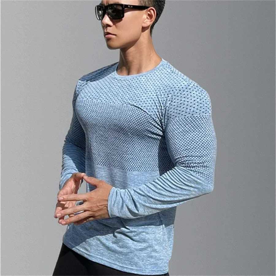 Mens Sport Long Sleeve Tops Quick Dry Fitness T-shirts Bodybuilding Gym Tees Casual Skinny Elastic Breathability Mens Sportswear W250220