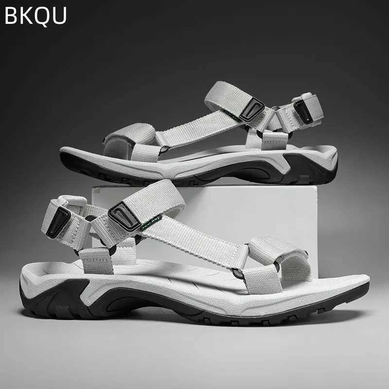 New Arrival Summer Mens Sandals Beach Shoes Wading Shoes Round Head Flat New Comfortable Non-slip Lightweight Best-selling fashion T250220