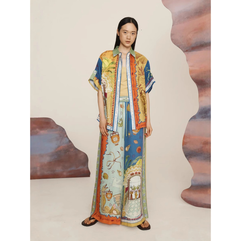Women Tracksuits Two Pieces Set Designer 2025 New Fashion Personalized Printed Short Sleeve Colored Holiday Leisure Lace Set 22 Colors