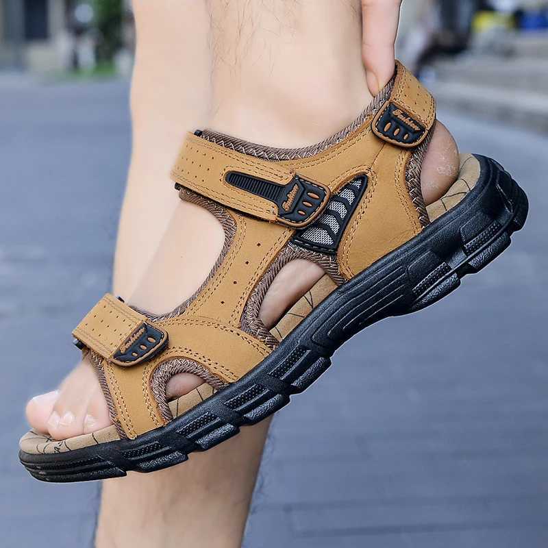 New Arrival Classic Mens Sandals Summer Genuine Leather Sandals Men Outdoor Casual Lightweight Sandals FAshion Men Sneakers Size 38-46 T250220