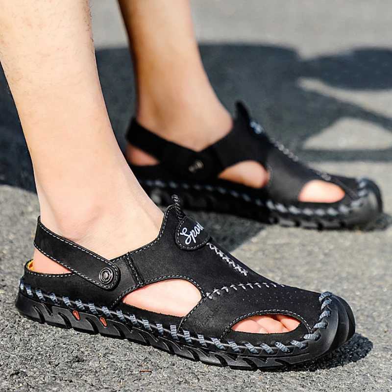 New Arrival Leather mens sandals are soft and suitable for slippers mens summer outdoor beach shoes designer high-quality mens sandals plus size T2502