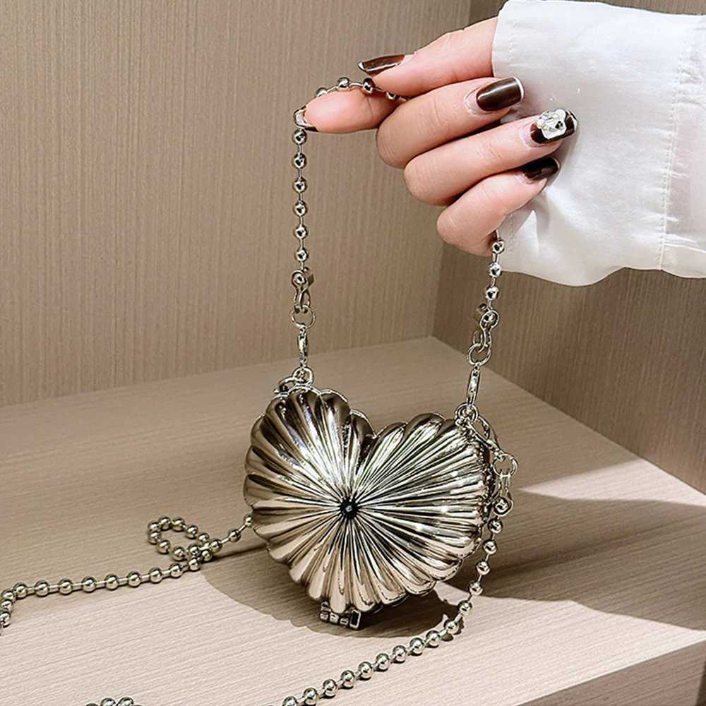 Golden Silver Evening Bag Handbag Luxury Designer Shoulder Crossbody Bags Party Wedding Clutch Mini Heart Pattern Shell Purse Z250220