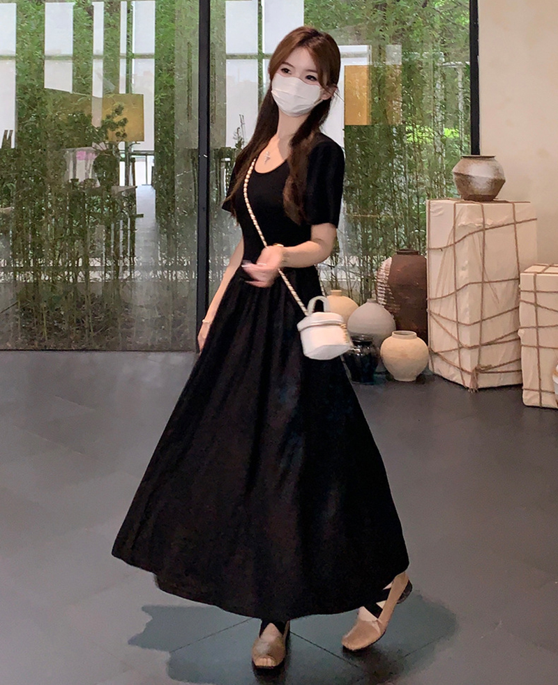 C33814 Temperament Little Black Dress Summer Black French Waist Large Swing Dress High-grade Slimming A-line Skirt