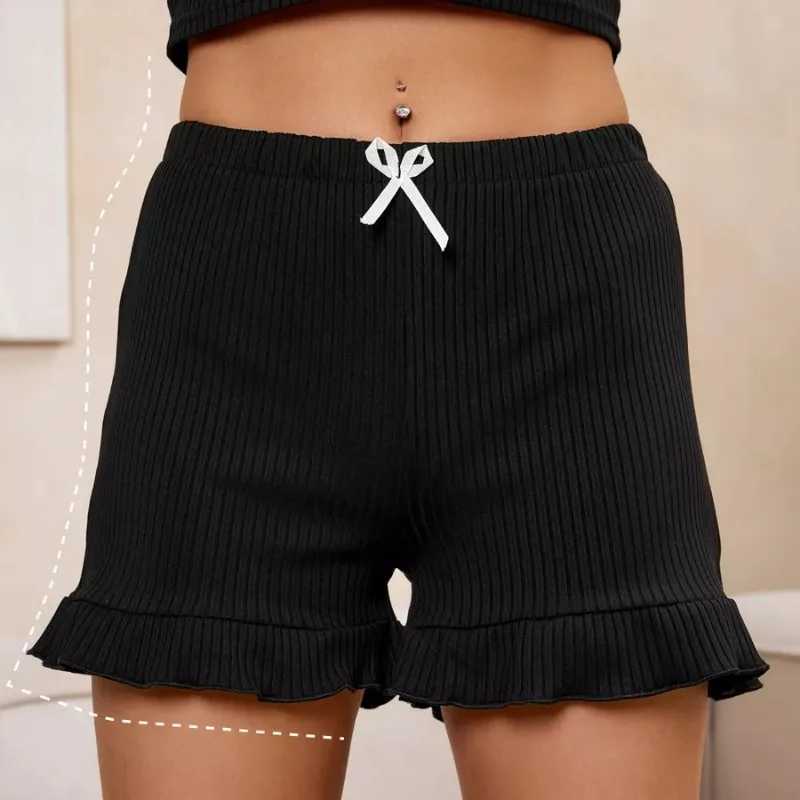 Womens Solid Pajamas Set Summer Sveless Top Shorts Spwear 2 Piece Set For Women Sexy Homewear Suspender Lace Slim SuitXJ250220