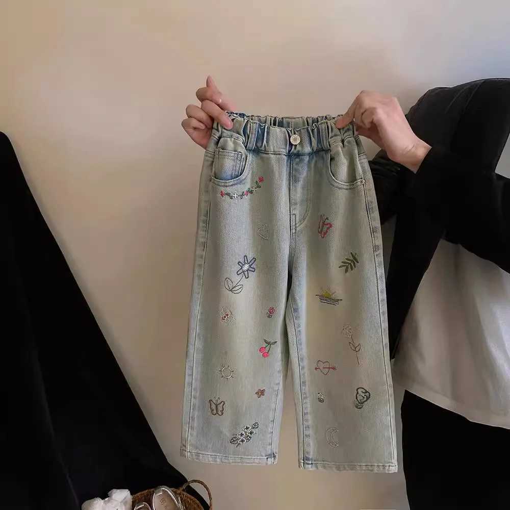 Spring Sutumn Korean Kids Girls Wide Leg Pants Loose Denim Graffiti Embroidery Baby Girls Jeans Children Girls Casual Pants Z250220