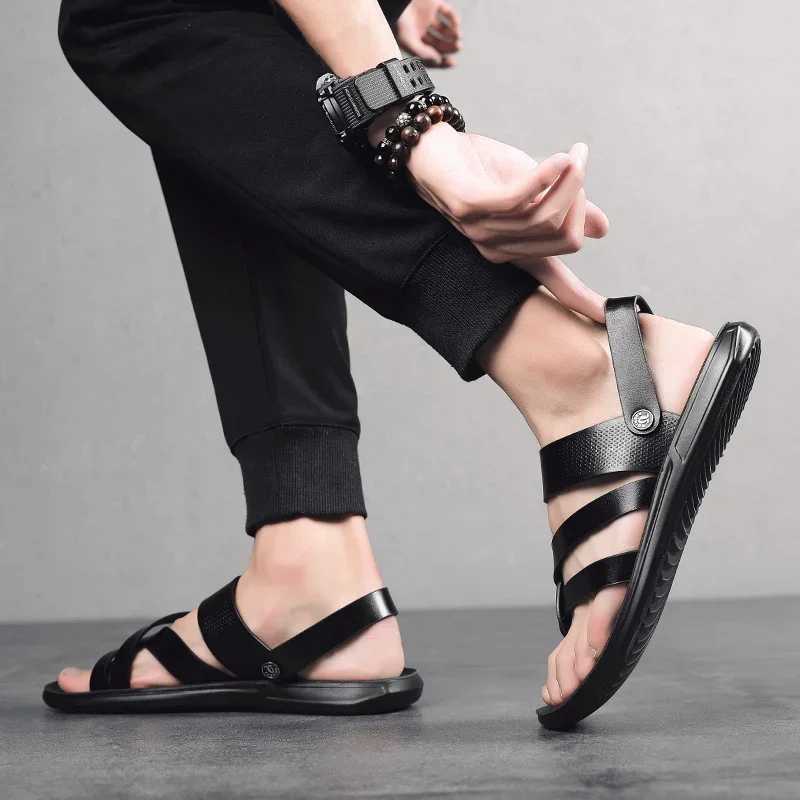 New Arrival Outdoor Beach shoes men Flip Flops fashion breathable Summer Light genuine leather Casual Shoes Slides Black Sandal men T250220