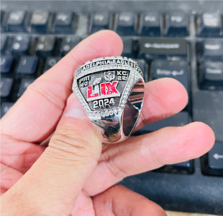 2024 2025 Eagles Team Champions Championship Ring With Wooden Display Box Sport Souvenir Men Fan Gift R250414