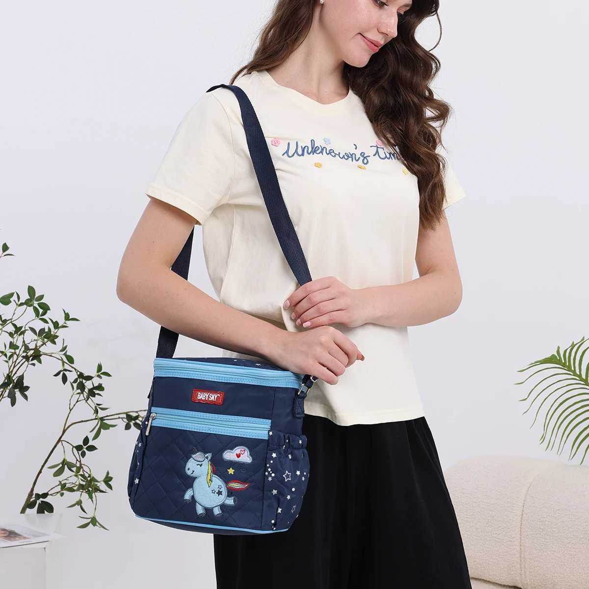 New Fashion Embroidered One Shoulder Mommy Bag Multi functional travel diagonal diaper bag Portable and lightweight mom bag X250220