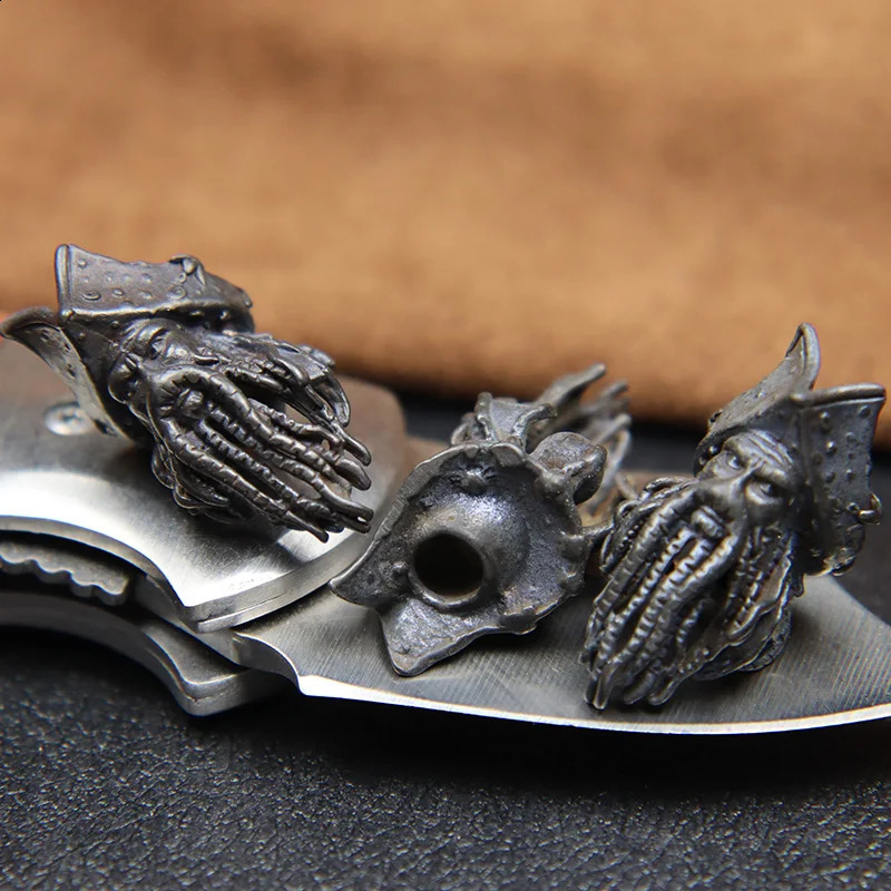 Black Octopus Face Pirate King Digital Brass Knife Bead Umbrella Rope Pendant DIY EDC Outdoor Tool Accessories 250213