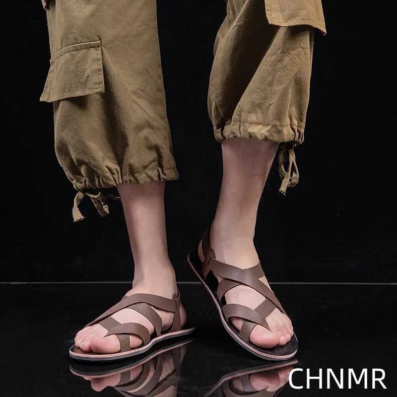 New Arrival Summer Beach Sandals Mens European and American Wear-Resistant Fashion Outdoor Breathable Thick-soled Casual Shoes Indoor Rome T250220