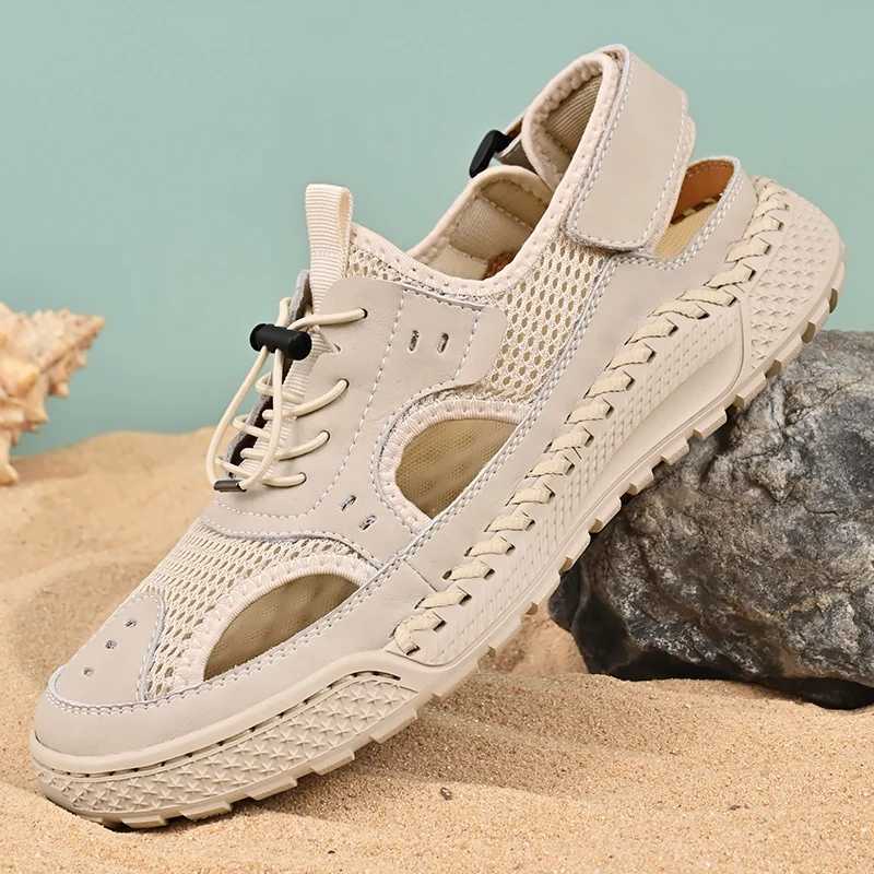 New Arrival Sandals mens trendy summer new leather shoe hat outdoor casual sports hollow sandals beach shoes handmade mesh mens shoes T250220