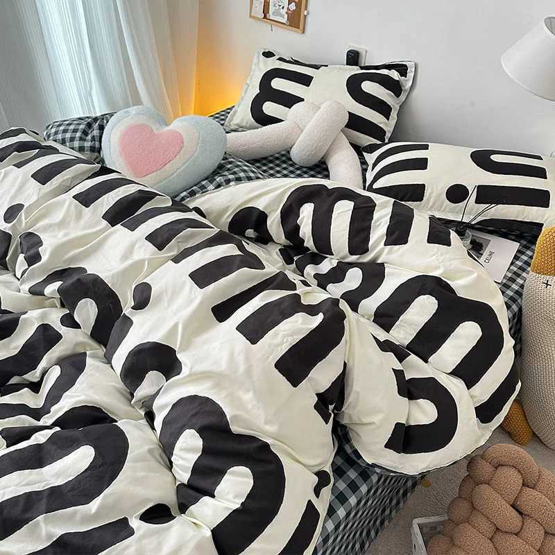 Korean Style Pink Letter Bedding Set Flat Bed Sheet Pillowcase Twin Full Queen Size Bed Linen Women Girls Duvet Cover No FillingXJ250220