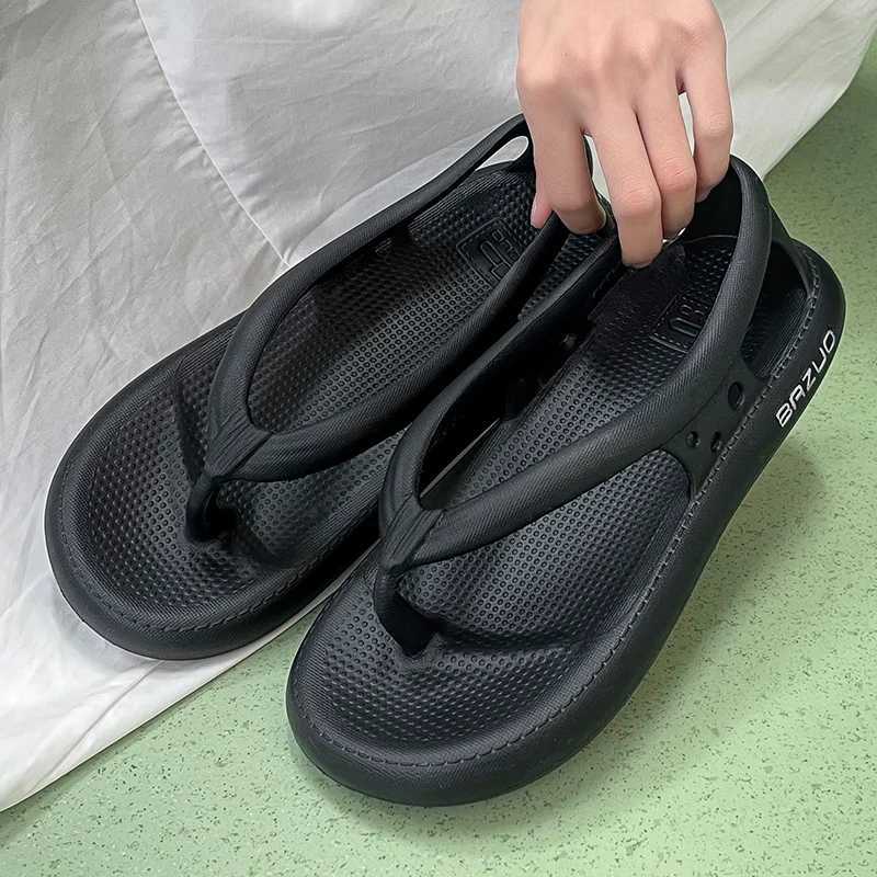 New Arrival Summer Mens Sandals Outdoor Fashion Roman Sandals Beach Anti slip Casual Lightweight Open Toe Slippers Boys Flip-flops T250220