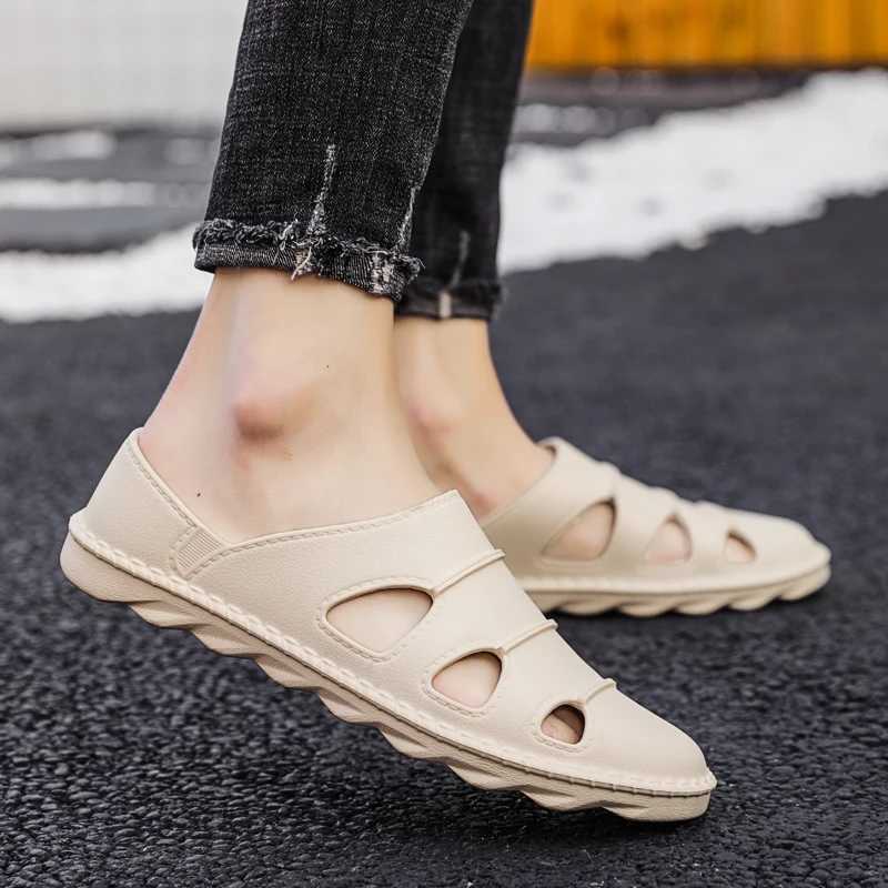 New Arrival Oversized mens sandals summer hollow out beach shoes trendy fashionable non slip lightweight casual sandals outdoor work shoes T250220