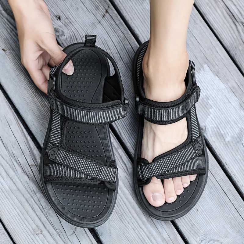 New Arrival Outdoor Fashion Men Sandals Summer Men Shoes Casual Shoes Breathable Beach Sandals Mens Shoes Plus Size T250220