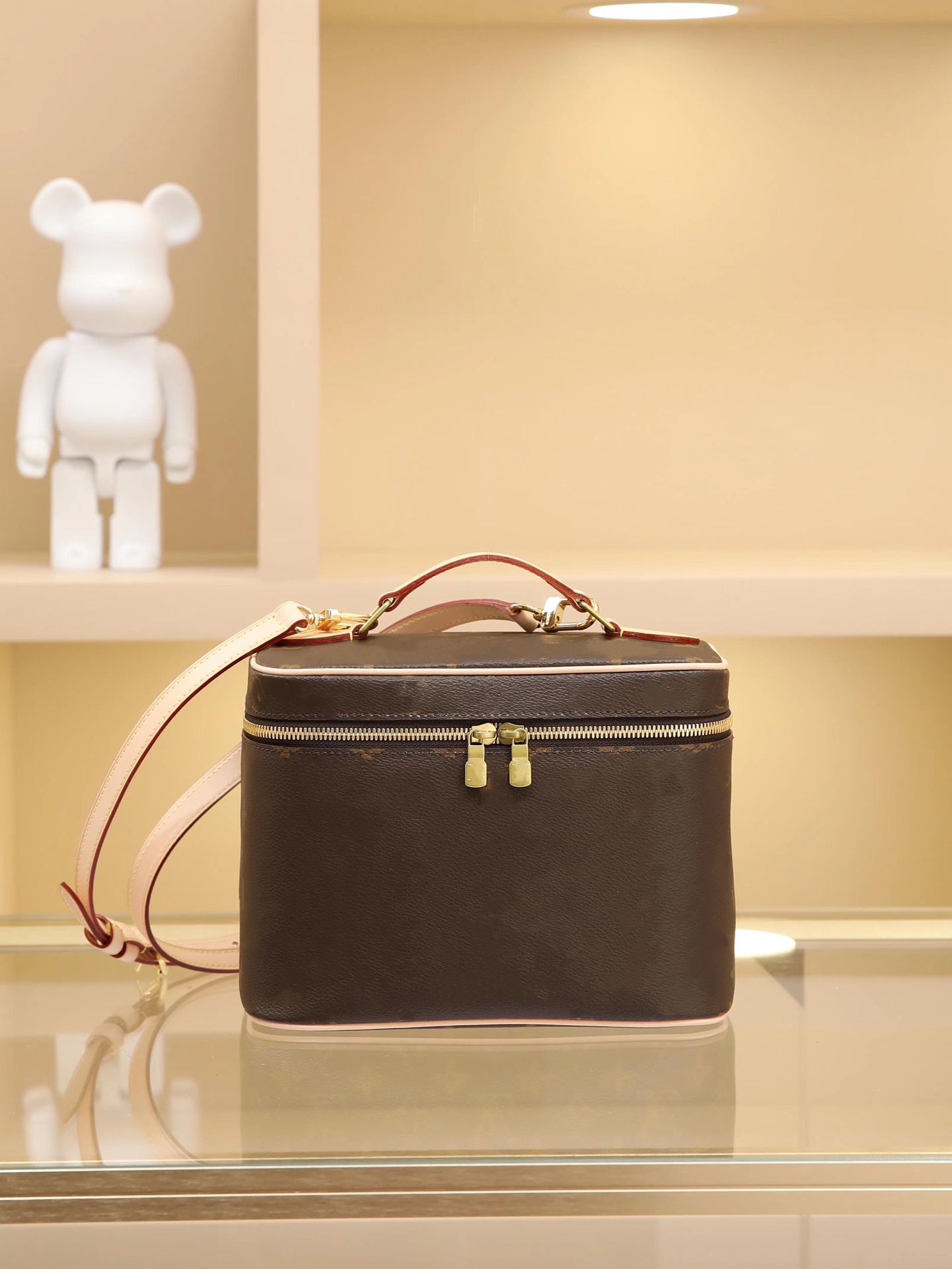 AAAAAHigh quality designers bags luxury women handbags Cosmetic single shoulder Bag fashionable style womens bags boutique Small square bag