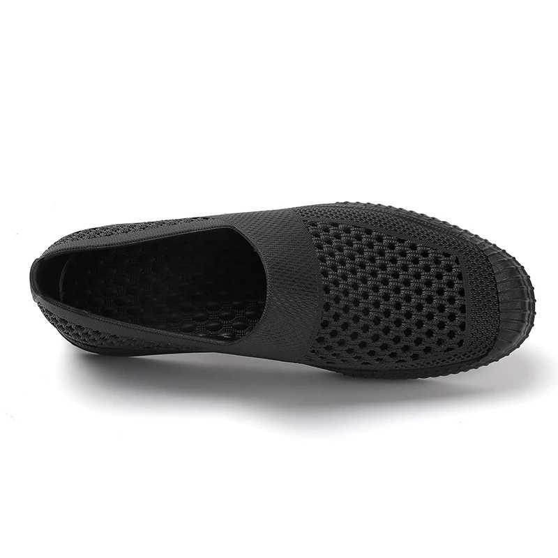 New Arrival Mens Clogs Quick Dry Sandals for Men Garden Shoes Home Slippers Outdoor Beach Sandals Anti-Slip Bathroom Slippers Sandals T250220