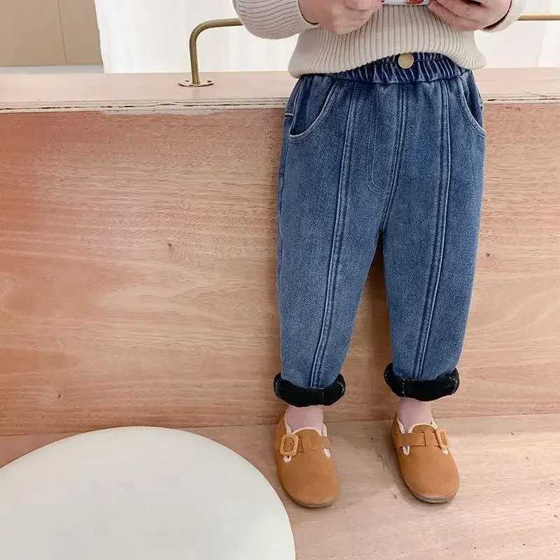 Children clothing plush jeans loose fitting 2023 winter clothing new western-sle warm pants for boys and girls baby pants Z250220